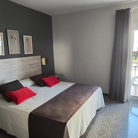 Hotel Marblau Tossa ตอสซาเดมาร์ ภายนอก รูปภาพ