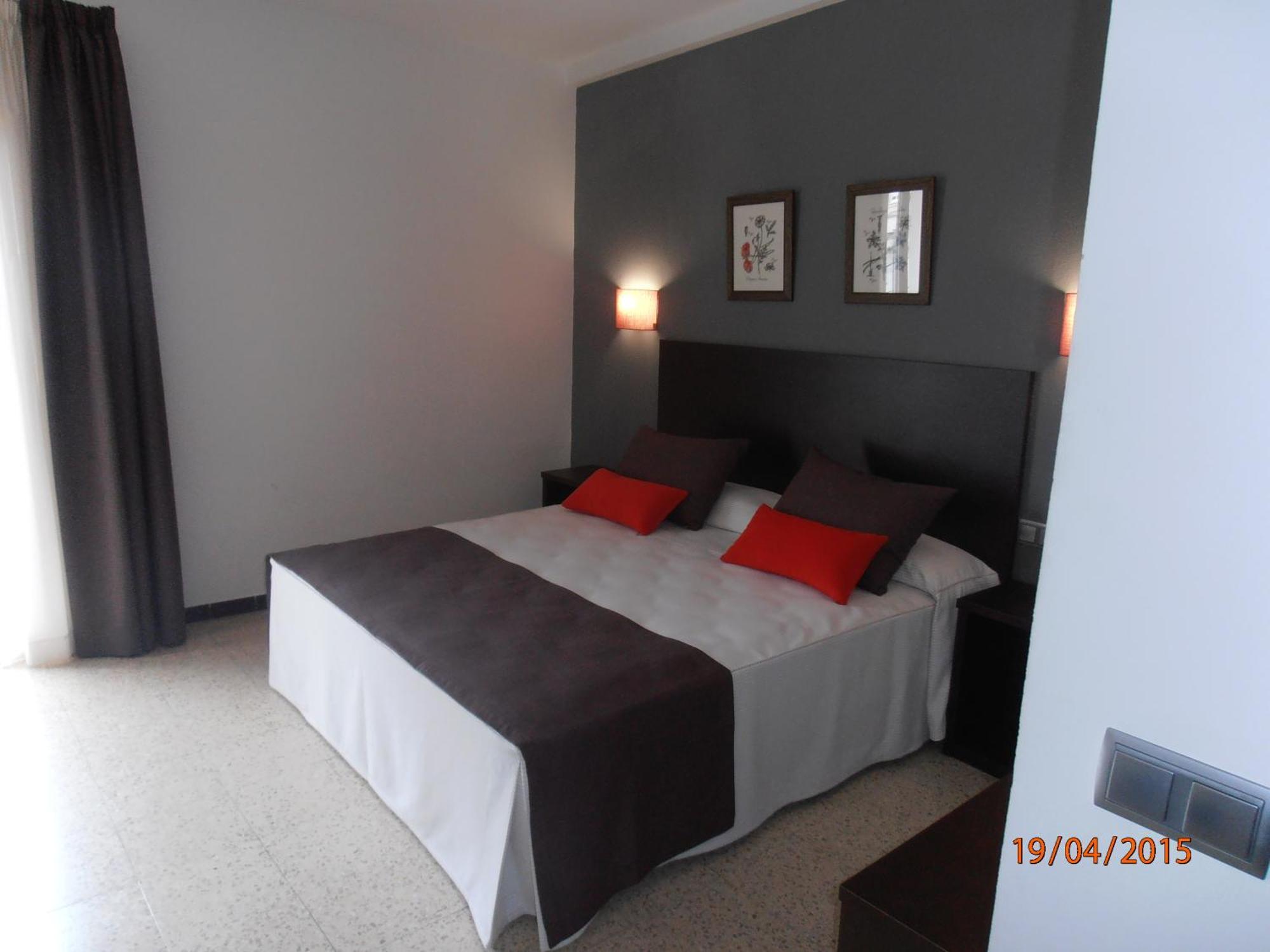 Hotel Marblau Tossa ตอสซาเดมาร์ ภายนอก รูปภาพ