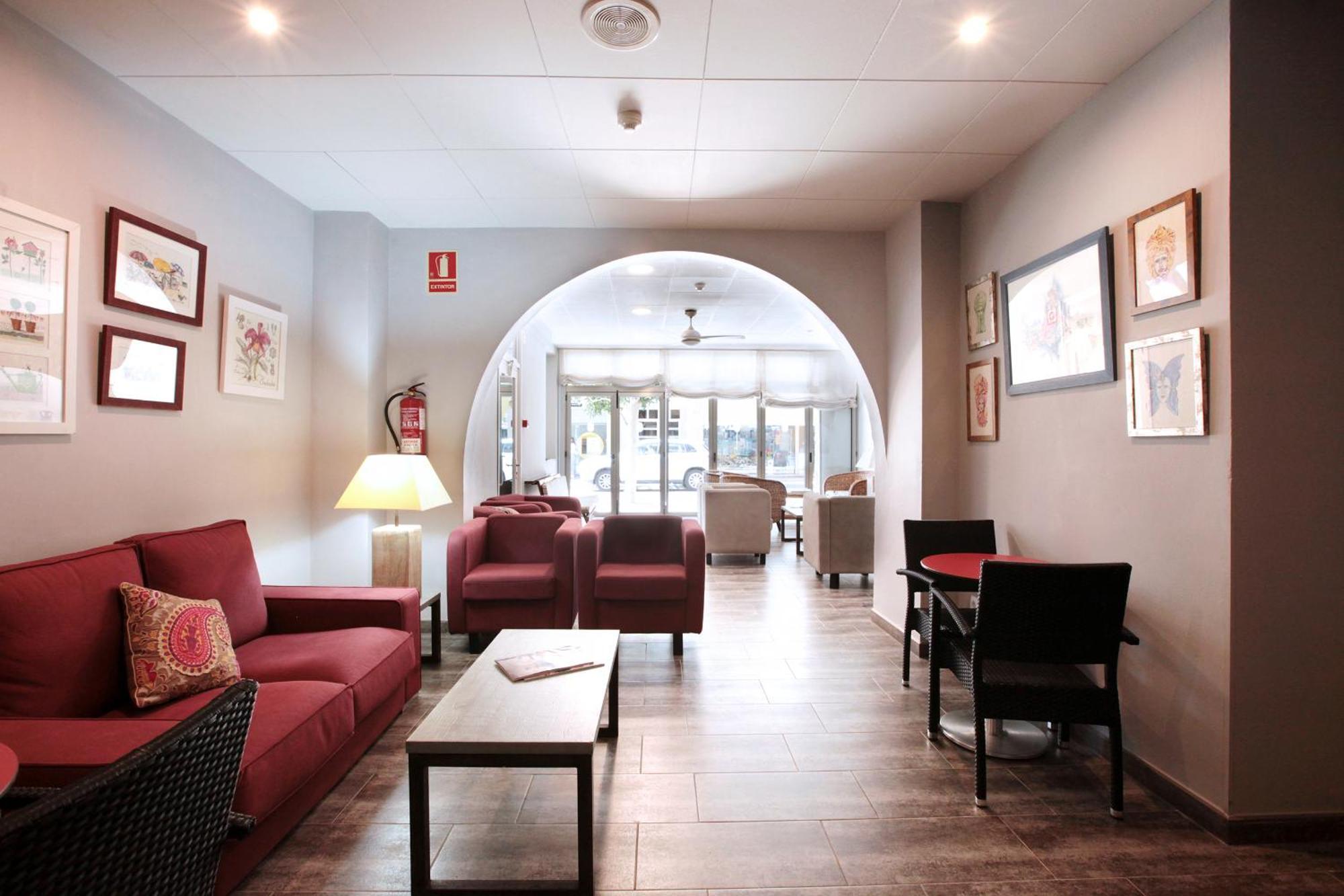 Hotel Marblau Tossa ตอสซาเดมาร์ ภายนอก รูปภาพ
