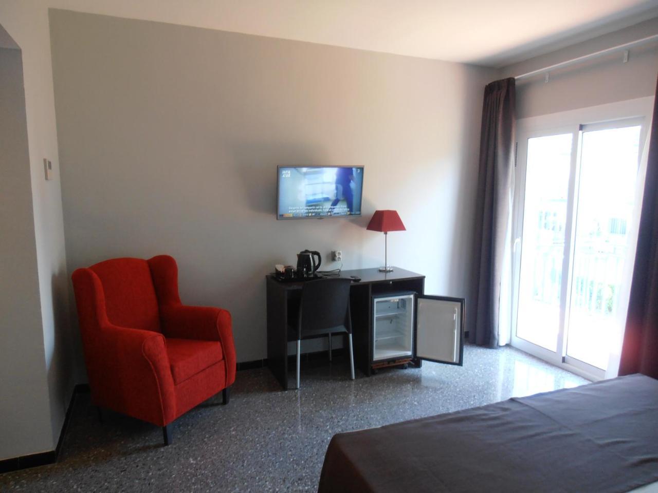 Hotel Marblau Tossa ตอสซาเดมาร์ ภายนอก รูปภาพ
